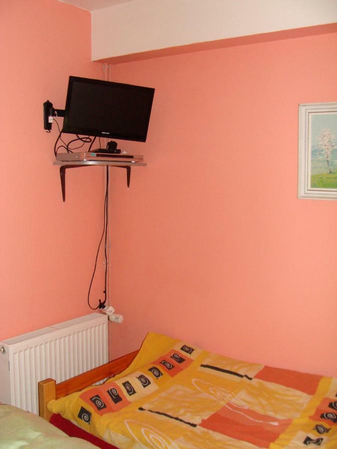 Apartman Polni 930 Apartment Hluboka nad Vltavou Luaran gambar
